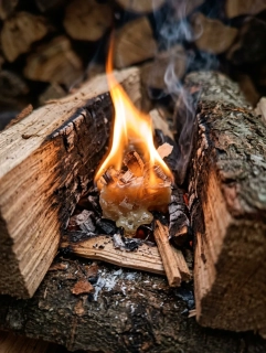 Přírodní podpalovač